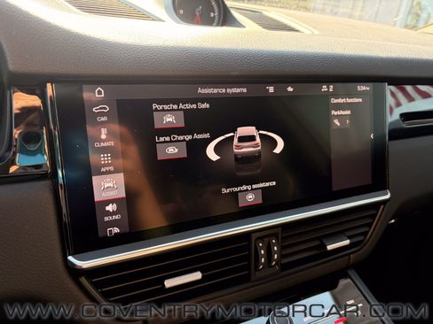Used 2021 Porsche Cayenne AWD/4WD image 20