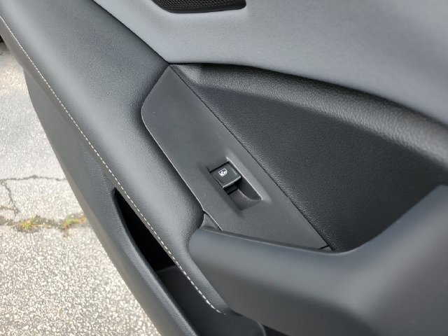 Certified 2026 Volkswagen Tiguan SE FWD image 20