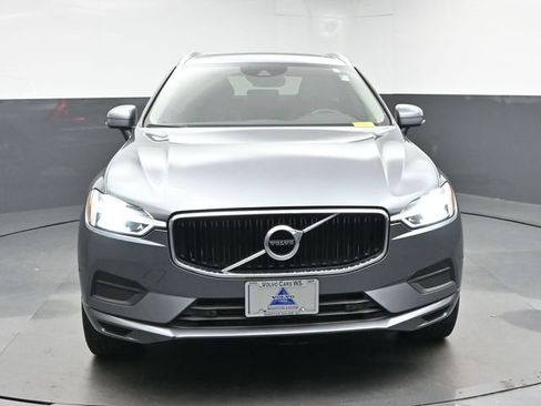 Used 2019 Volvo XC60 T5 Momentum w/ Multimedia Package AWD/4WD image 2