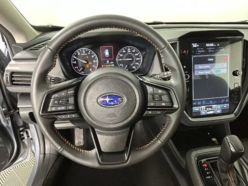 Used 2024 Subaru Crosstrek 2.5i Limited AWD/4WD image 15