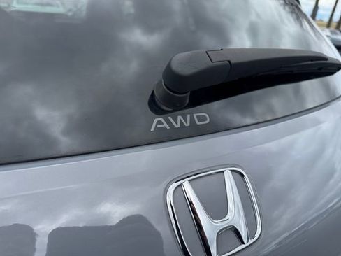 Certified 2025 Honda HR-V Sport image 15