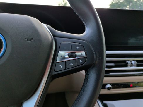 Certified 2023 BMW i4 eDrive35 RWD image 25