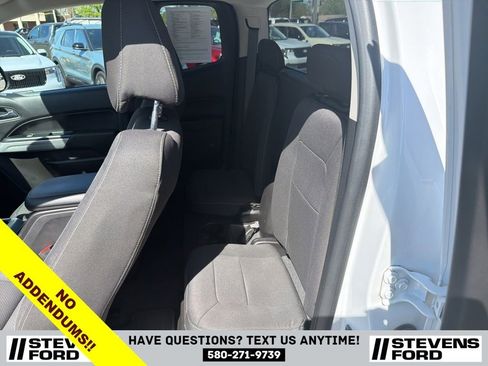 Used 2021 Chevrolet Colorado LT w/ Safety Package image 12