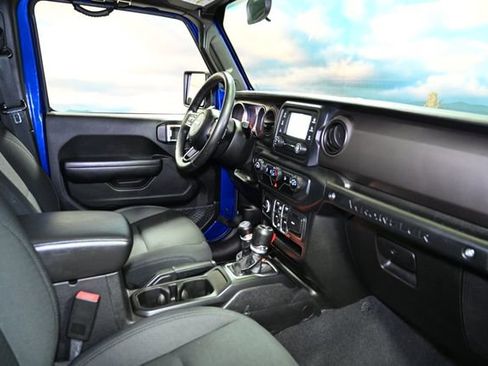 Used 2018 Jeep Wrangler Unlimited Sport S image 49