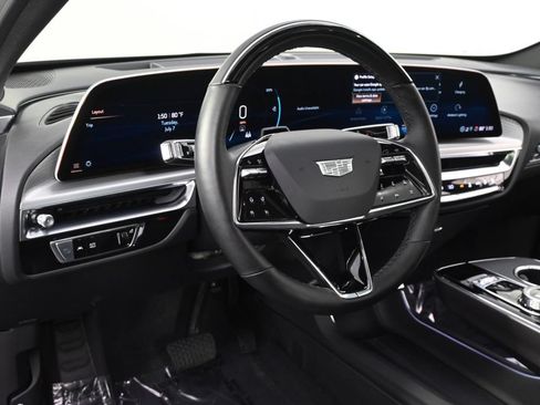 New 2026 Cadillac Lyriq Premium Luxury w/ LPO, Floor Liner Package AWD/4WD image 11