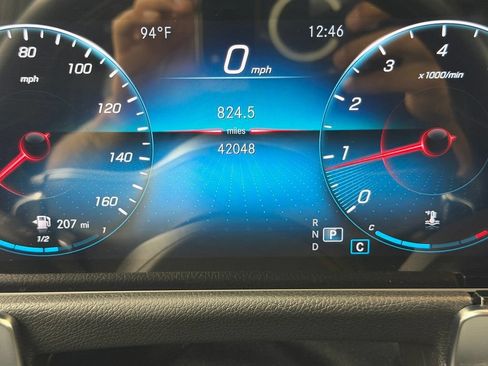 Used 2021 Mercedes-Benz GLB 250 image 29