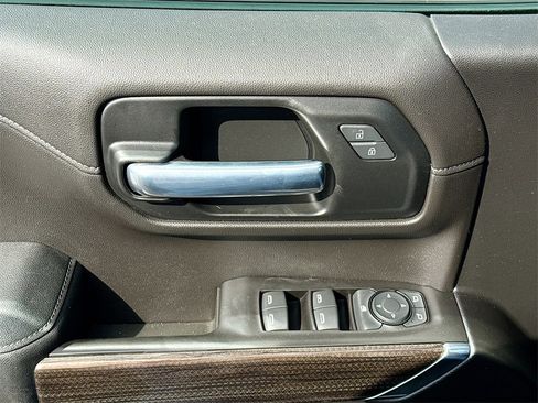 Used 2020 Chevrolet Silverado 1500 RST w/ All-Star Edition image 17