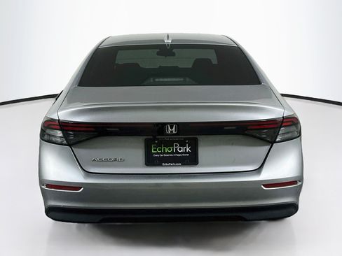 Used 2023 Honda Accord LX image 7