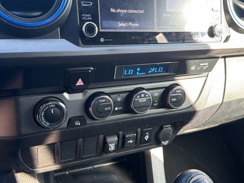 Used 2023 Toyota Tacoma TRD Off-Road image 13