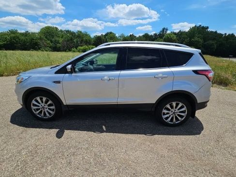 Used 2017 Ford Escape Titanium AWD/4WD image 7