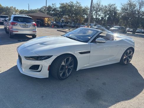 Used 2022 Jaguar F-TYPE R-Dynamic image 3