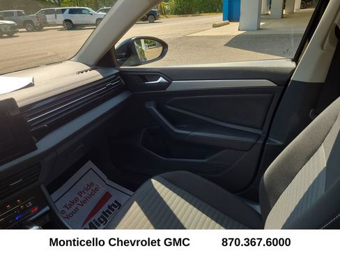 Used 2025 Volkswagen Jetta S FWD image 24