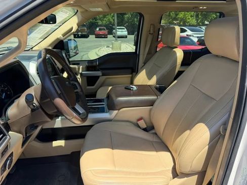 Used 2019 Ford F150 Lariat AWD/4WD image 10