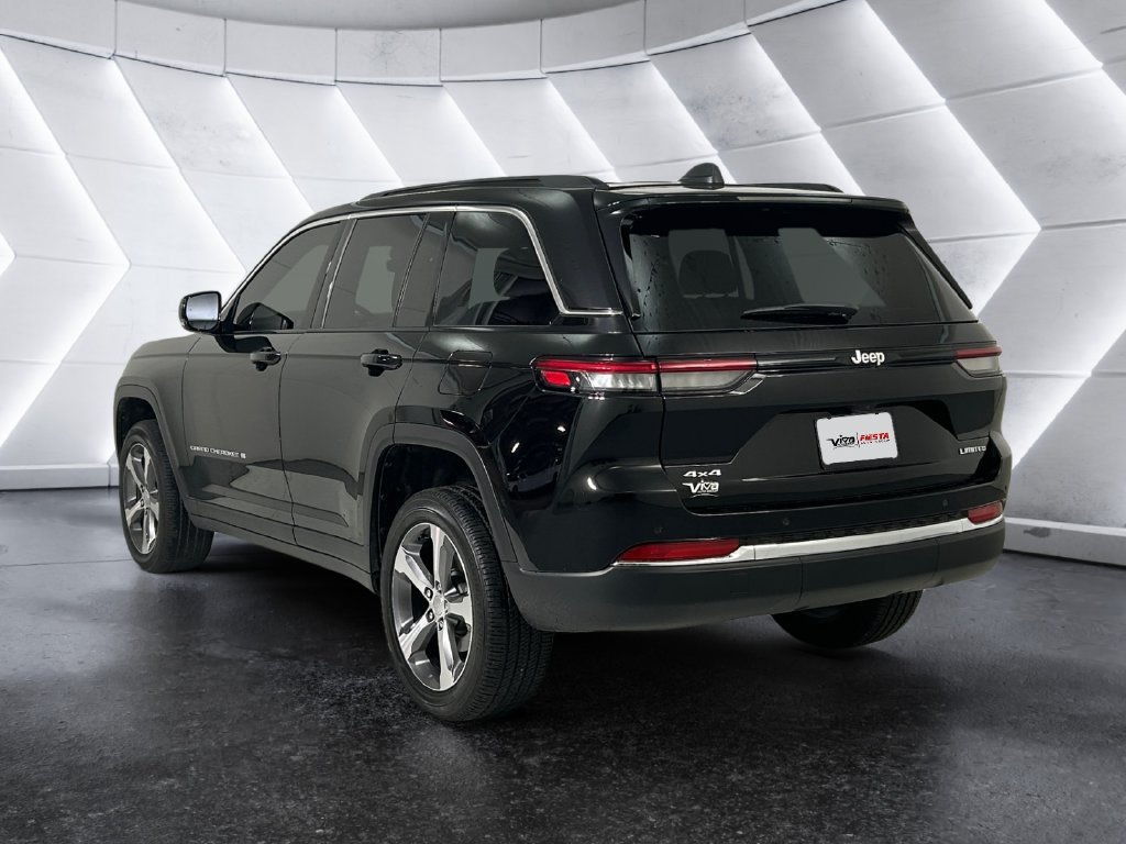 Used 2025 Jeep Grand Cherokee Limited AWD/4WD image 6