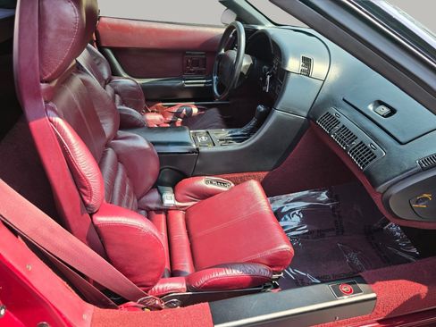 Used 1993 Chevrolet Corvette Convertible RWD image 25