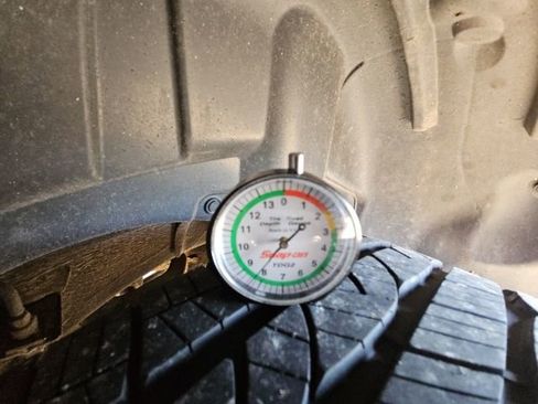 Used 2010 Subaru Forester 2.5X Limited image 12