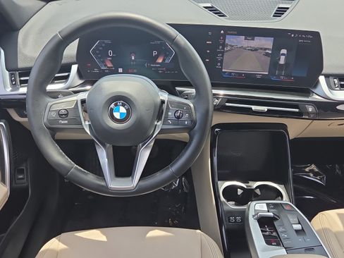 Used 2023 BMW X1 xDrive28i AWD/4WD image 12