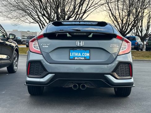 Used 2018 Honda Civic Sport Touring image 4