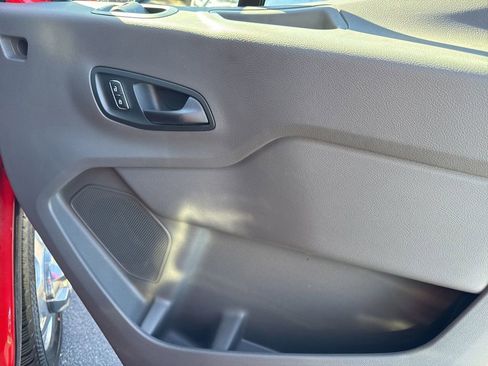 Used 2022 Ford Transit 250 148 High Roof Extended AWD image 17