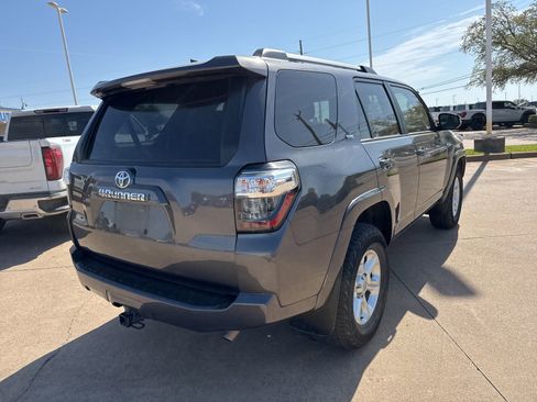 Used 2022 Toyota 4Runner SR5 Premium w/ Moonroof Package image 7