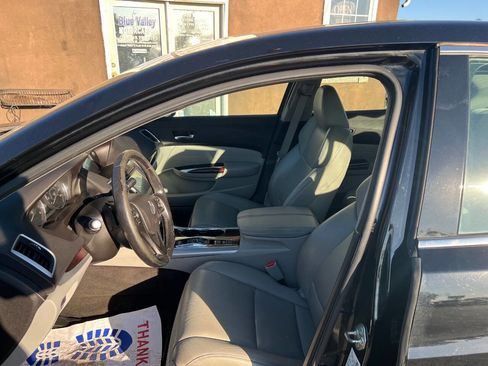 Used 2017 Acura TLX V6 image 5