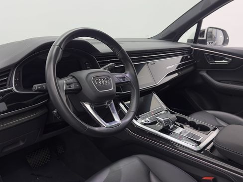 Used 2025 Audi Q7 3.0T Premium Plus AWD/4WD image 13
