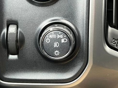 Used 2019 Chevrolet Silverado 1500 LT w/ LPO, Chrome Package image 25