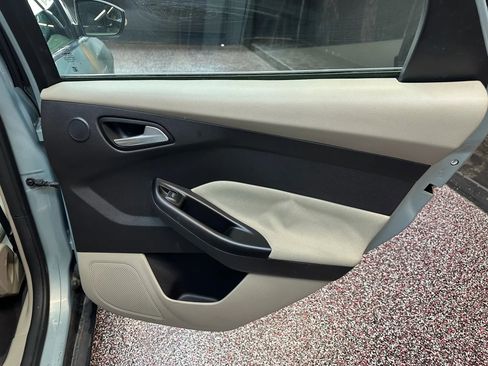 Used 2014 Ford Focus Electric Hatchback image 25