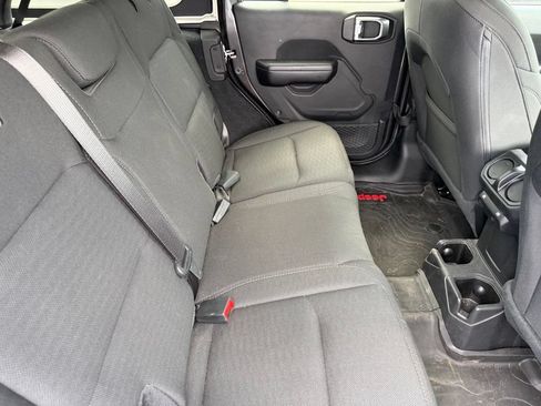Used 2020 Jeep Wrangler Unlimited Sport AWD/4WD image 16