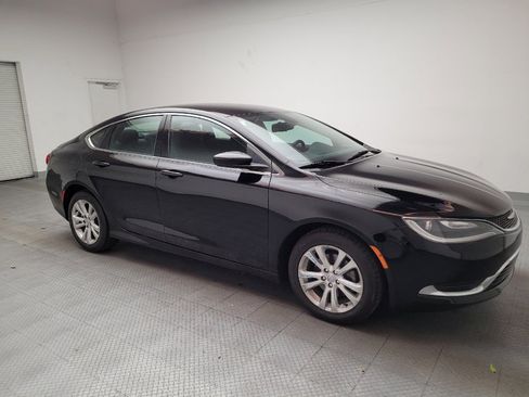 Used 2015 Chrysler 200 Limited w/ Convenience Group image 11