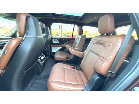 Used 2023 Lincoln Aviator Reserve w/ Equipment Group 201A image 19
