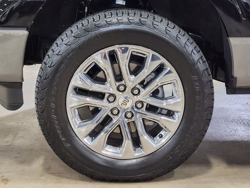 Used 2025 Ford F150 King Ranch w/ FX4 Off-Road Package AWD/4WD image 28