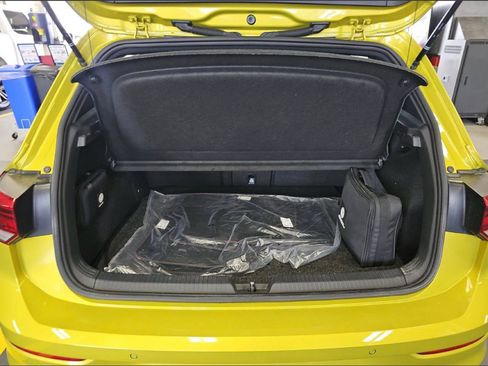 Used 2022 Volkswagen GTI Autobahn FWD image 13
