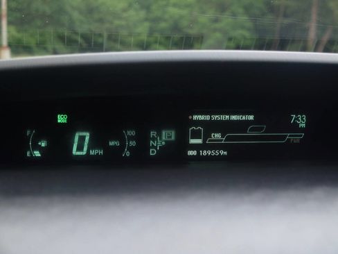 Used 2010 Toyota Prius Five FWD image 8