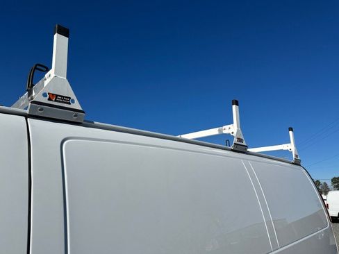 Used 2020 Chevrolet Express 2500 w/ Driver Convenience Package image 15