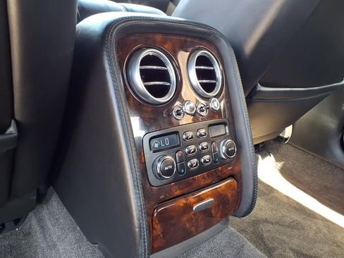 Used 2006 Bentley Flying Spur Flying Spur AWD/4WD image 22