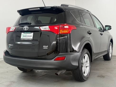 Used 2013 Toyota RAV4 XLE AWD/4WD image 9