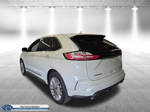 Used 2020 Ford Edge Titanium w/ Equipment Group 301A AWD/4WD image 8