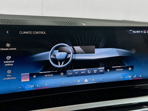 Used 2024 BMW i4 eDrive40 w/ Premium Package RWD image 23