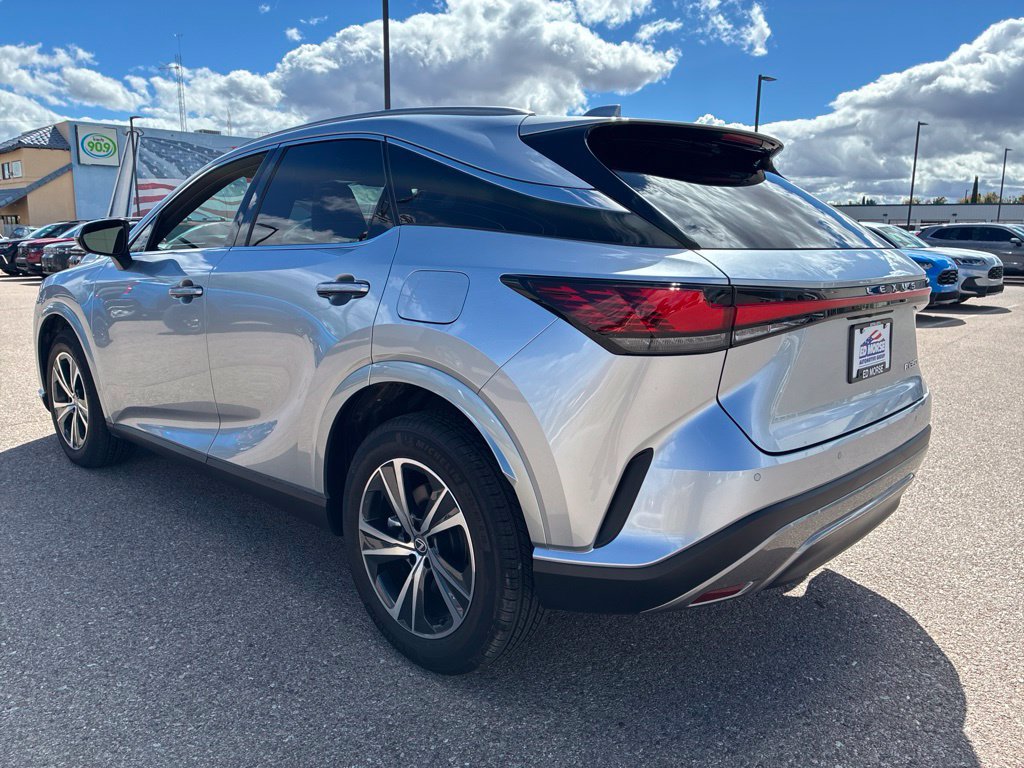 Used 2026 Lexus RX 350 Premium w/ Convenience Package FWD image 3