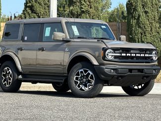 New 2026 Ford Bronco Outer Banks AWD/4WD video 2