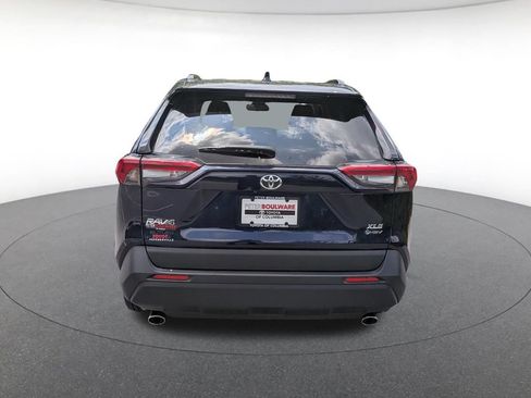 Used 2025 Toyota RAV4 XLE Premium AWD/4WD image 5