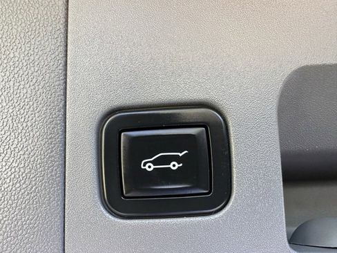 Used 2021 Cadillac XT5 Premium Luxury image 22