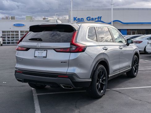 Used 2024 Honda CR-V Sport image 3