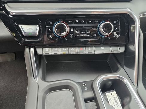 New 2026 GMC Sierra 3500 Denali Ultimate image 17