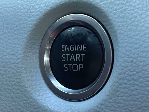 Used 2024 Toyota Corolla SE FWD image 32
