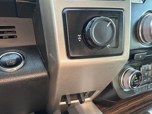 Used 2015 Ford F150 Lariat w/ Equipment Group 502A Luxury image 13