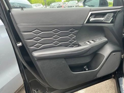 New 2026 Mitsubishi Outlander SEL Black Edition FWD image 2