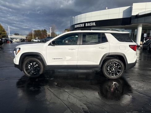 New 2026 GMC Terrain Elevation w/ Black Edition image 7