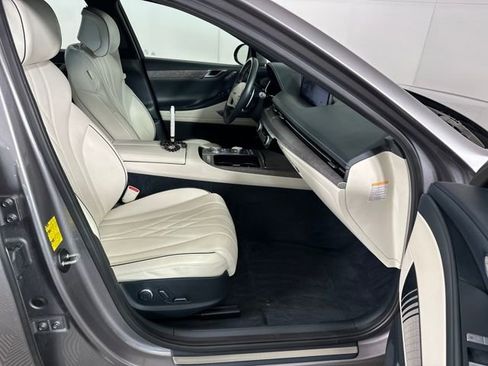 Used 2023 Genesis G80 image 28